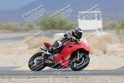 media/May-05-2025-Moto Forza (Mon) [[3c1838c5e5]]/2-B Group/Session 4 Turn 4/